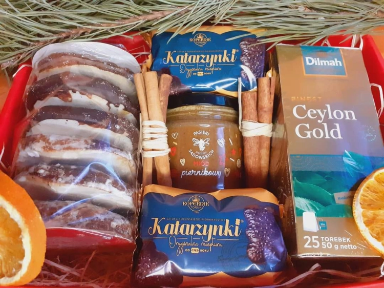 PIERNIKI.jpg