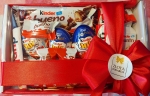 Kinder box w celofanie