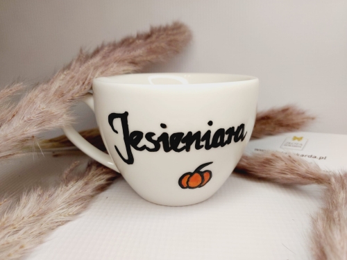 jesieniara.jpg