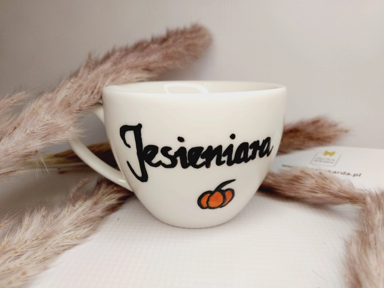 jesieniara.jpg