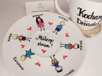 Filiżanka i talerzyk z ręcznie malowaną dekoracją dla Babci lub Dziadka (Kochany Dziadek +wnuczęta+wiek+postacie)